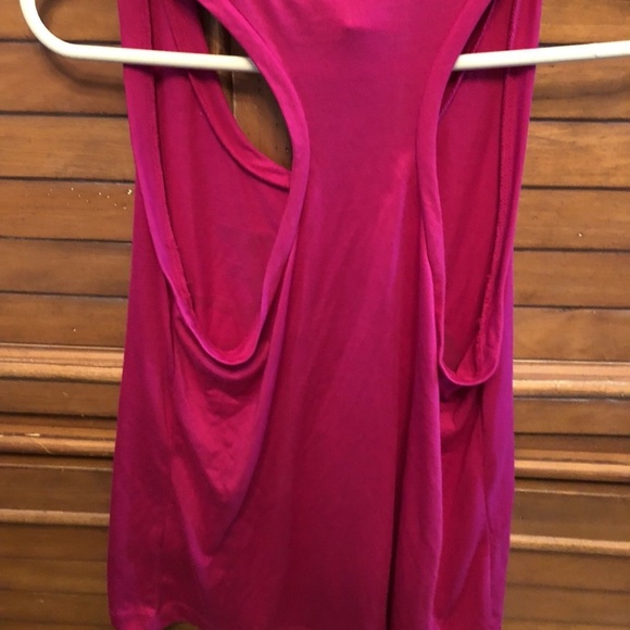 NIKE SPORTSWEAR RACERBACK WOMENS TANK TOP MEDIUM - Picture 3 of 3